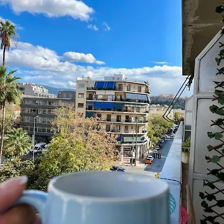 4 Family And Friends - Acropolis View Apartment