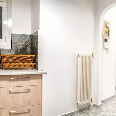 4 Family And Friends - Acropolis View Apartment Athens